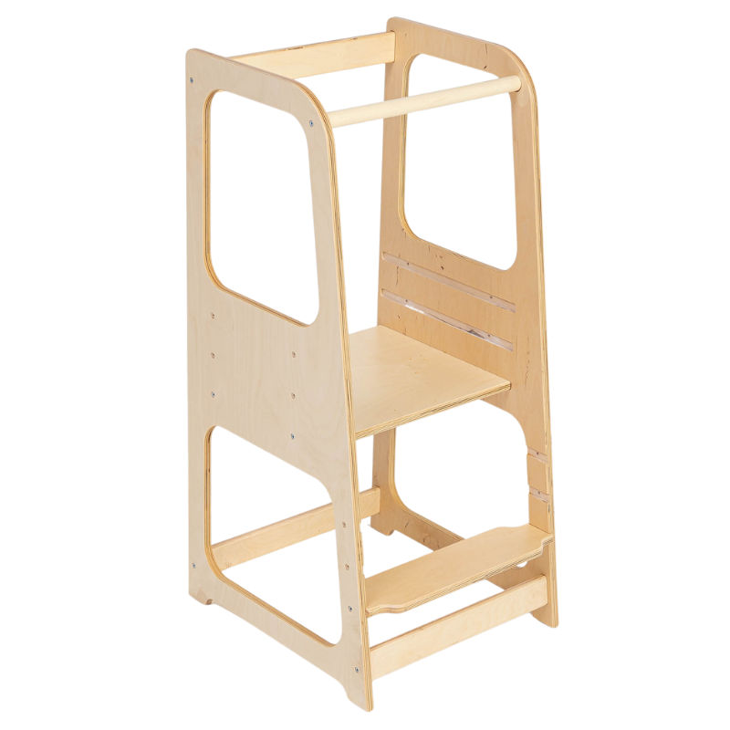 Montessori učící věž – bezpečný krok k samostatnosti dětí