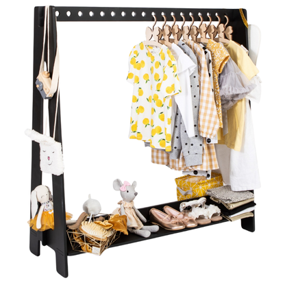 Dětský dřevěný věšák na oblečení - verze 2