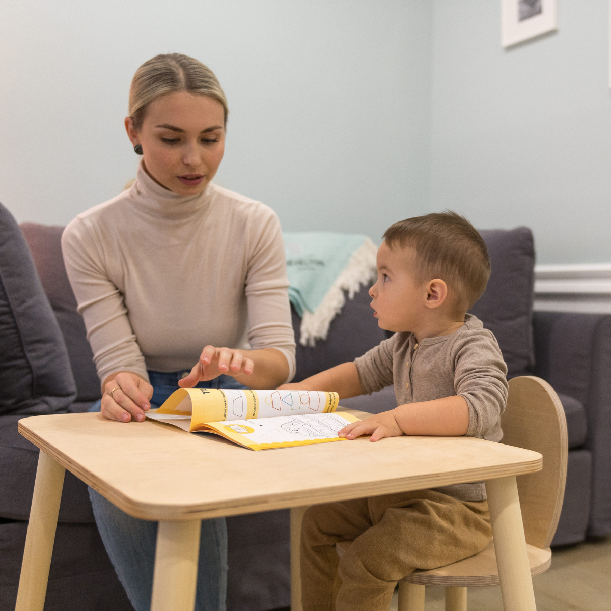 Dětská sada židličky se stolem Bunny