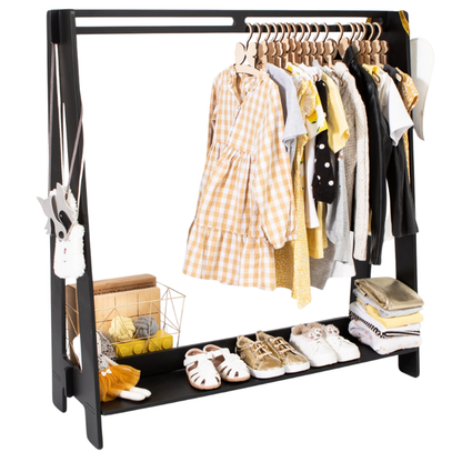 Dětský dřevěný věšák na oblečení - verze 1