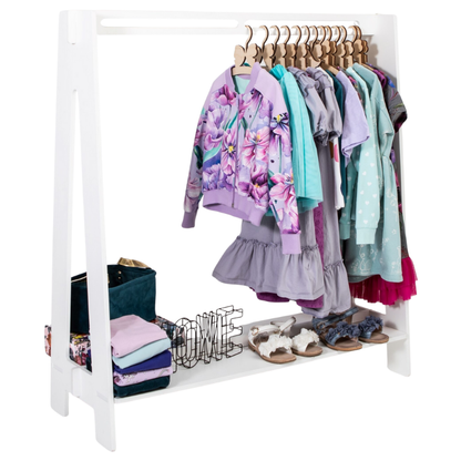 Dětský dřevěný věšák na oblečení - verze 1