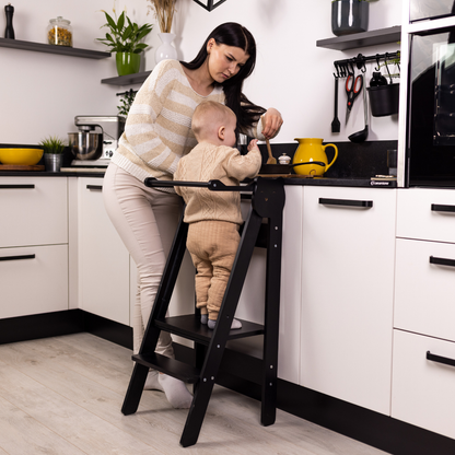 Skládací dětská učící věž