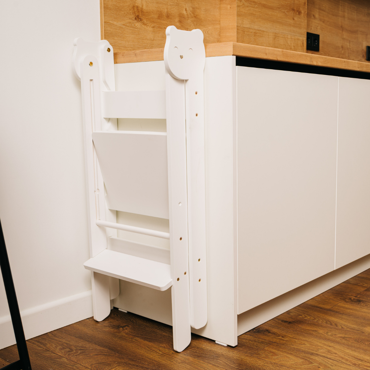 Skládací dětská učící věž