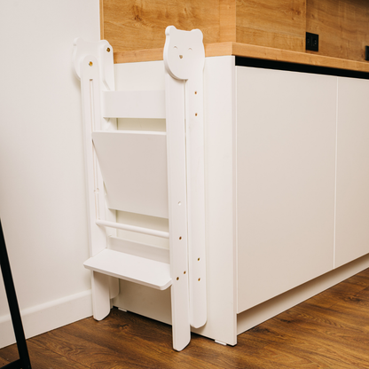 Skládací dětská učící věž