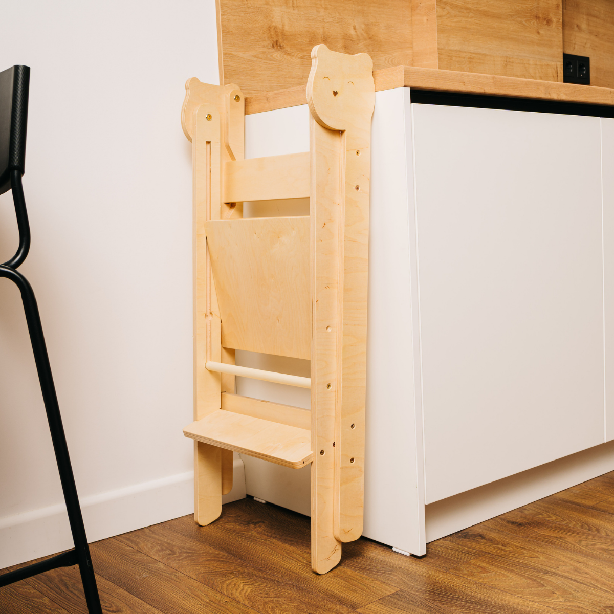 Skládací dětská učící věž