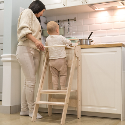 Skládací dětská učící věž